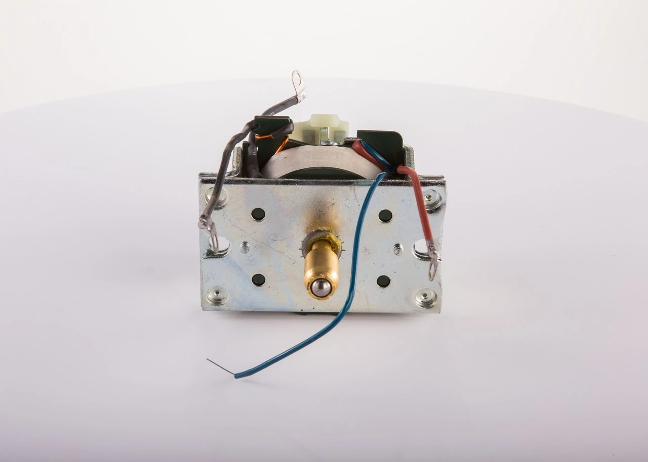Купить 0331450002 Bosch Тяговое реле