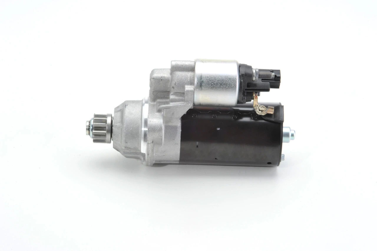 0001142005 Bosch Стартер автомобиля