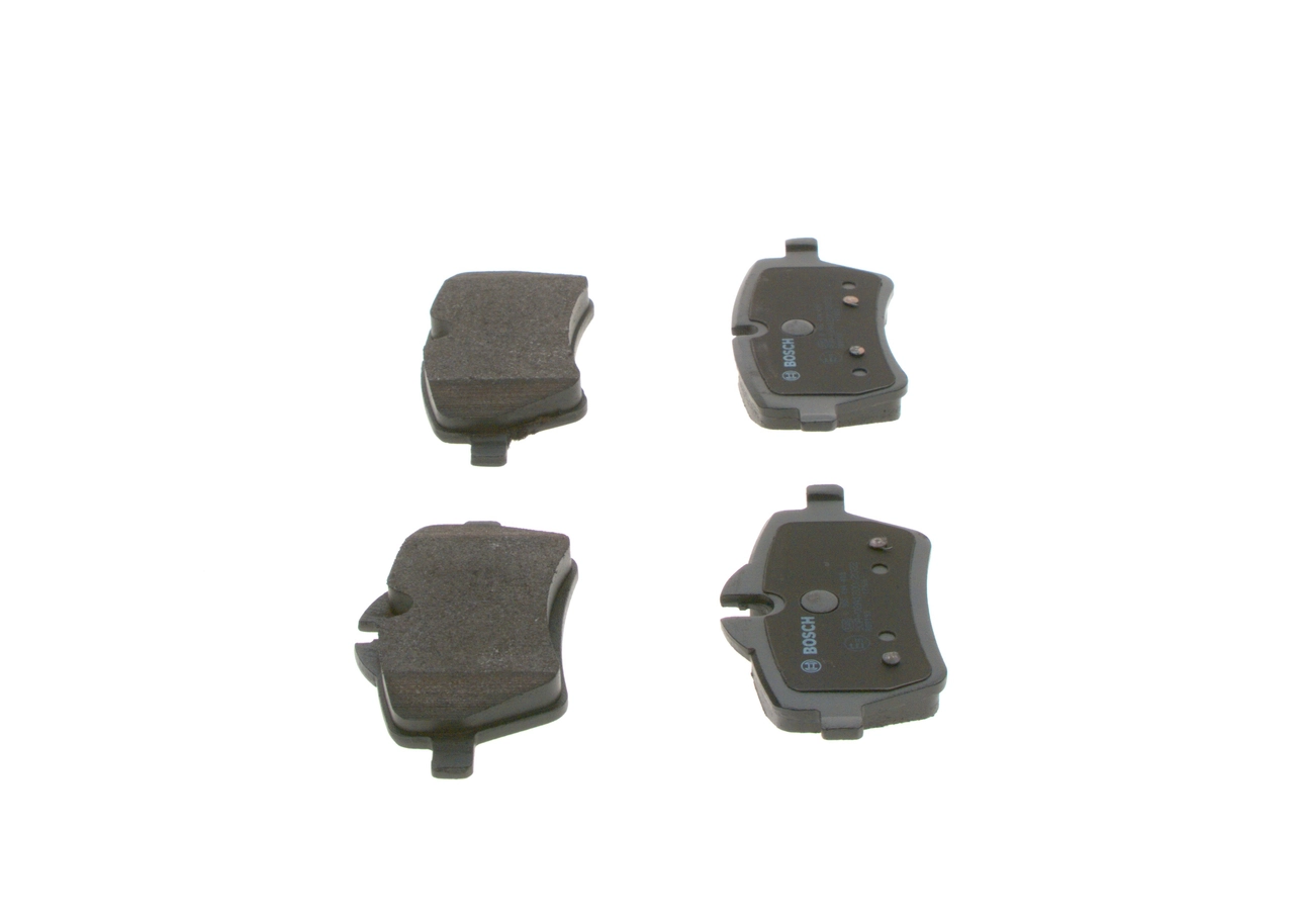 Передние тормозные колодки 0986494489 Bosch