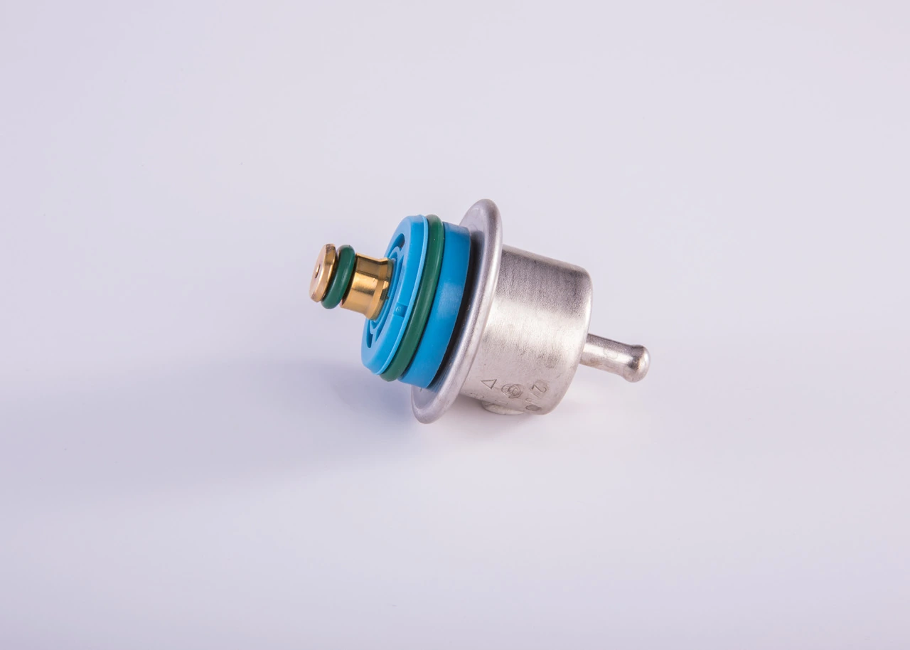 0280160585 Bosch Регулятор давления в топливной рейке