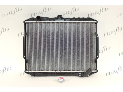 Radiador de esfriamento de motor para Mitsubishi L 200 II K4T