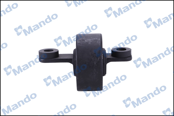 Сайлентблок заднего продольного рычага передний DCC010230 Mando