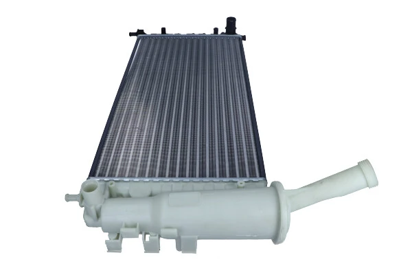 Радиатор охлаждения Polcar 3022086