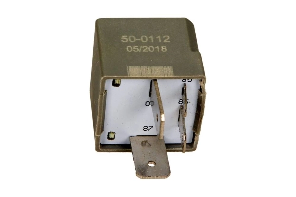  Реле бензонасоса Volkswagen Passat 