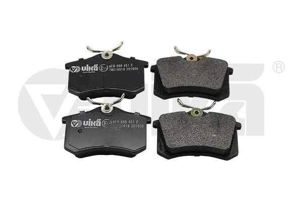 Колодки тормозные дисковые комплект на Audi A4 B6 8E2