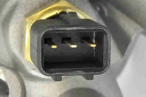 Compre Caixa do termostato Hyundai Tucson 1