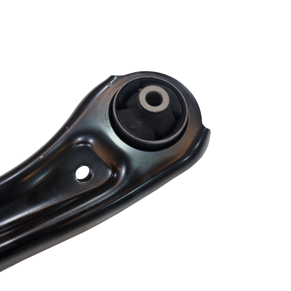Правый рычаг передней нижней подвески CTR CQ0532R цена, от 94.24 USD
