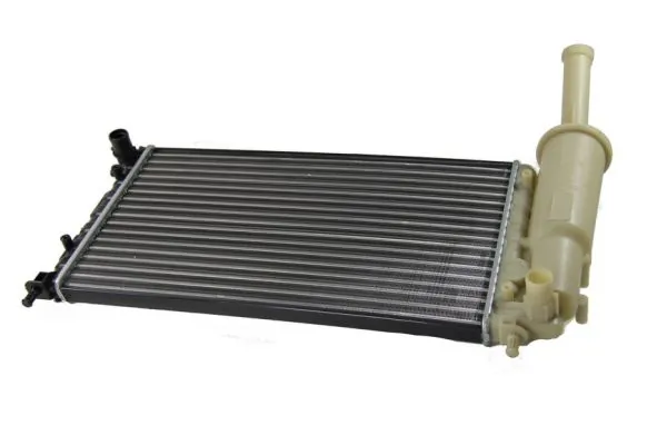 Радиатор охлаждения двигателя Polcar 3022086 цена, от 43.79 USD