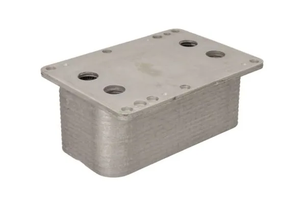 D4R008TT Thermotec Радиатор АКПП