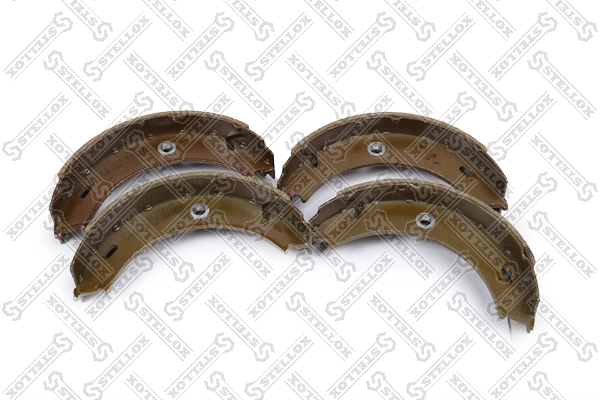 Колодки стояночного тормоза Fram FT1062