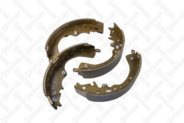 Задние барабанные колодки 449526240 Toyota