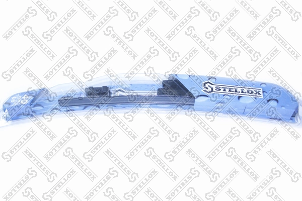 Щетка-дворник лобового стекла водительская 18206945 Mercedes
