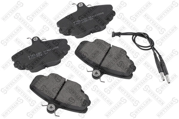 Передние тормозные колодки 7701202895 Renault (RVI)