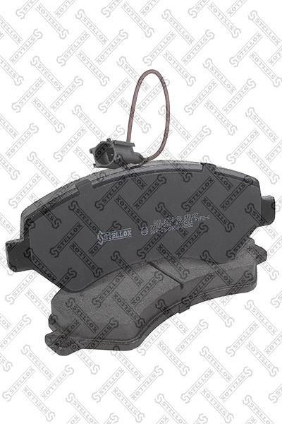Передние тормозные колодки 986494799 Bosch