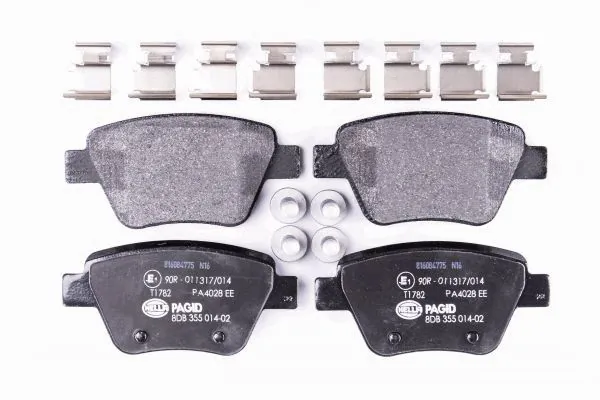 Задние тормозные колодки 8DB355014021 HELLA