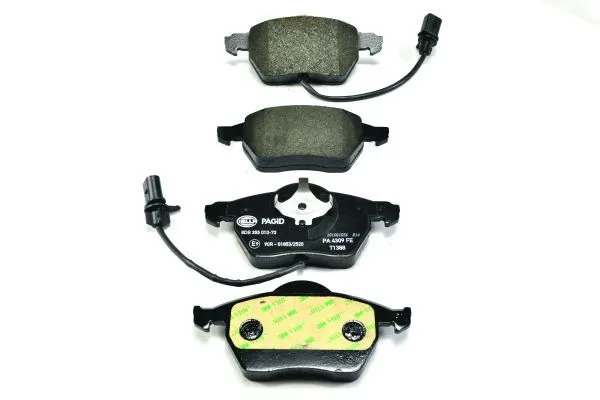 Тормозные колодки HELLA 8DB355010731