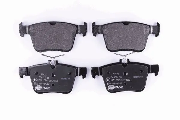 Задние дисковые колодки HELLA 8DB355020271
