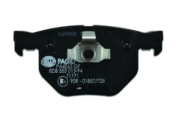 Задние тормозные колодки 8DB355013941 HELLA