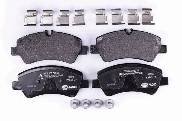 Задние тормозные колодки 8DB355020721 HELLA