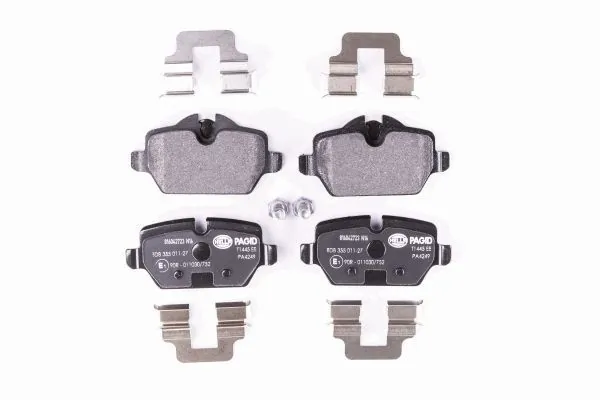 Задние тормозные колодки 8DB355011271 HELLA