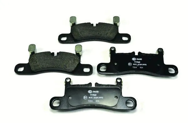 Купить 8DB355015121 HELLA Колодки тормозные задние, дисковые