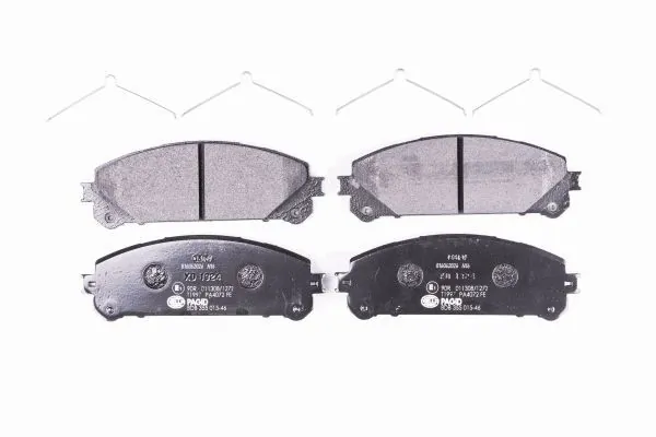 Передние тормозные колодки 8DB355015461 HELLA