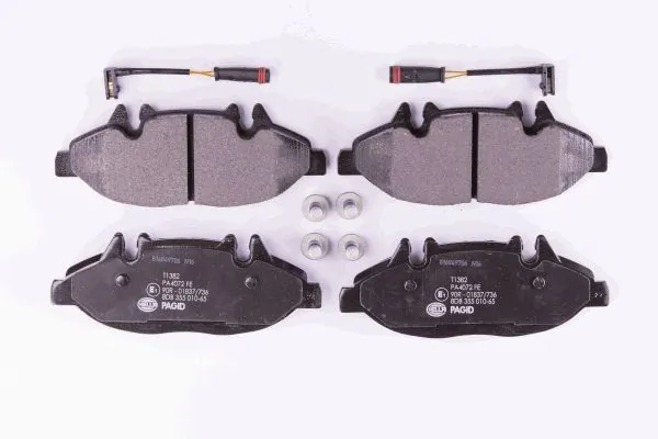 Тормозные колодки HELLA 8DB355010651