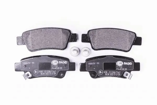 Задние тормозные колодки 8DB355013591 HELLA