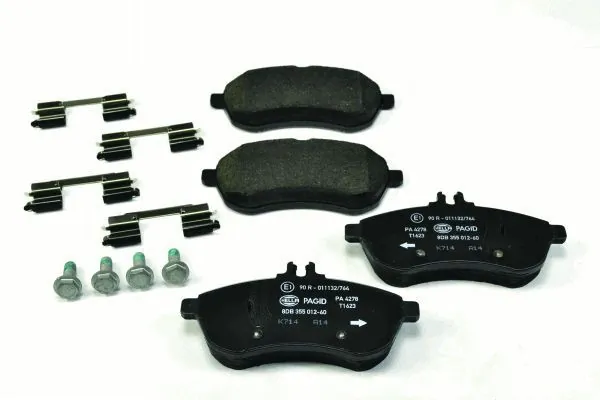 Купить 8DB355012601 HELLA Колодки тормозные
