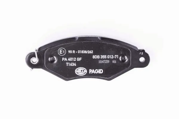 Передние тормозные колодки 8DB355012711 HELLA