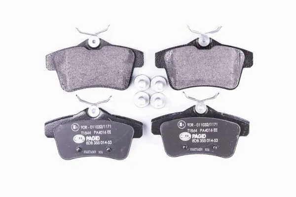 Задние дисковые колодки HELLA 8DB355014531
