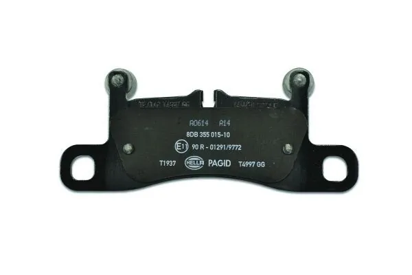 Задние тормозные колодки 8DB355015101 HELLA