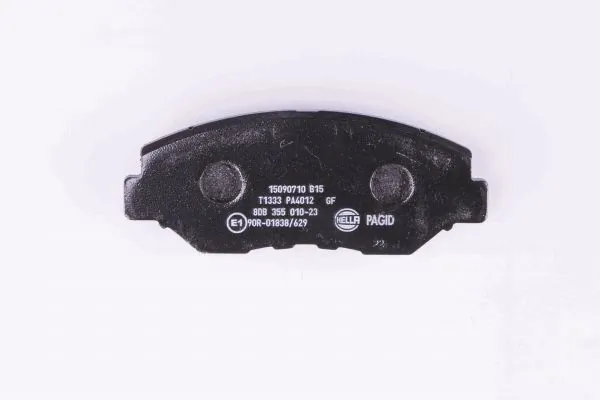 Передние тормозные колодки 8DB355010231 HELLA