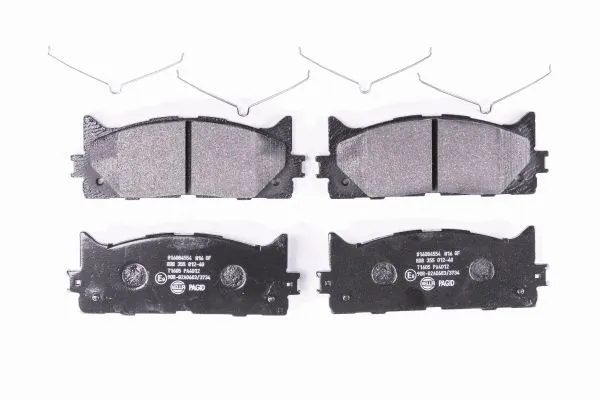 Передние тормозные колодки 8DB355012401 HELLA