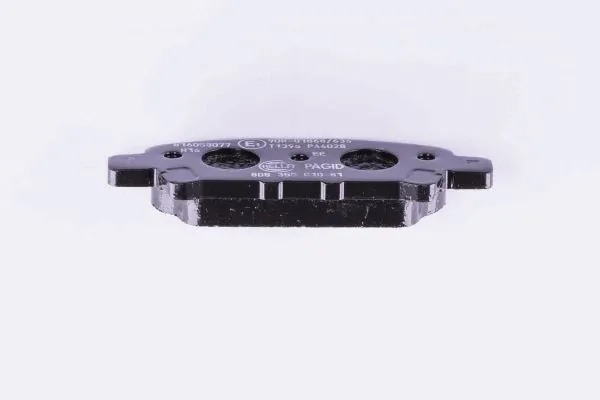 Задние дисковые колодки HELLA 8DB355010811