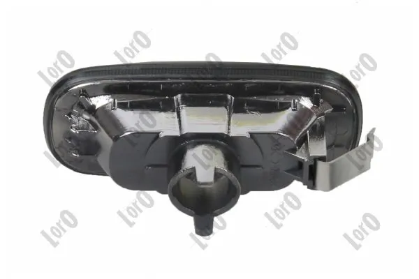 Повторитель поворота на крыло на Audi A3  8P1