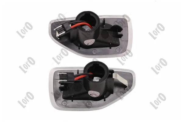 L10140001LED Depo/Loro/Abakus Повторитель поворота на крыле правый