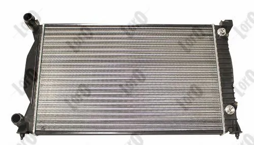 Радиатор основной на Audi A4 B6 8E2
