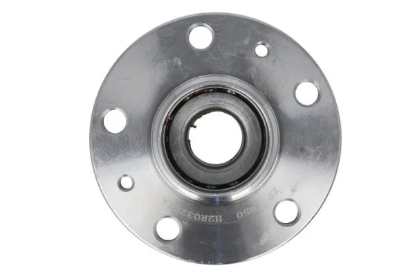 Ступицы задних колес BTA H2R032BTA цена, от 41.44 USD