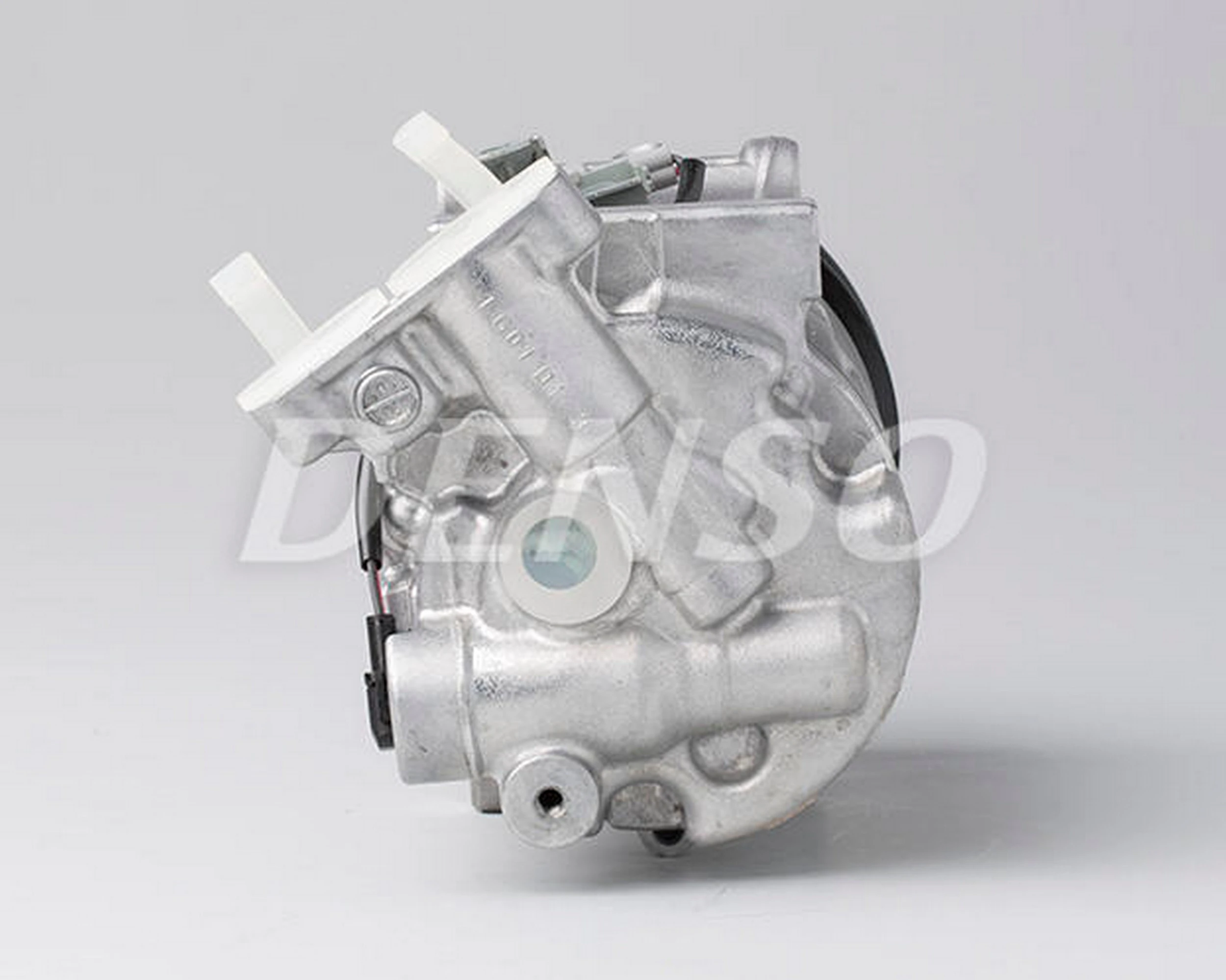 Компрессор системы кондиционирования Denso DCP23031 цена, от 401.28 USD