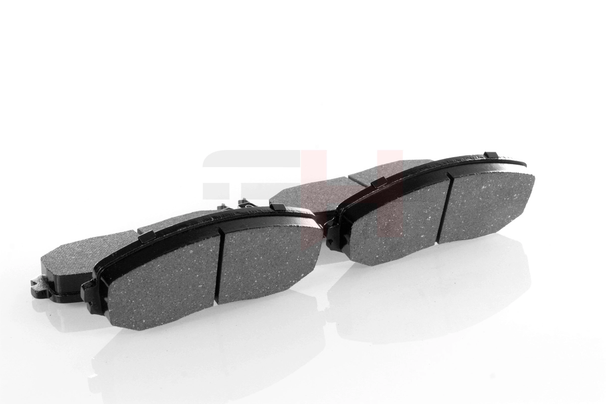 Передние тормозные колодки D160014 Dainton