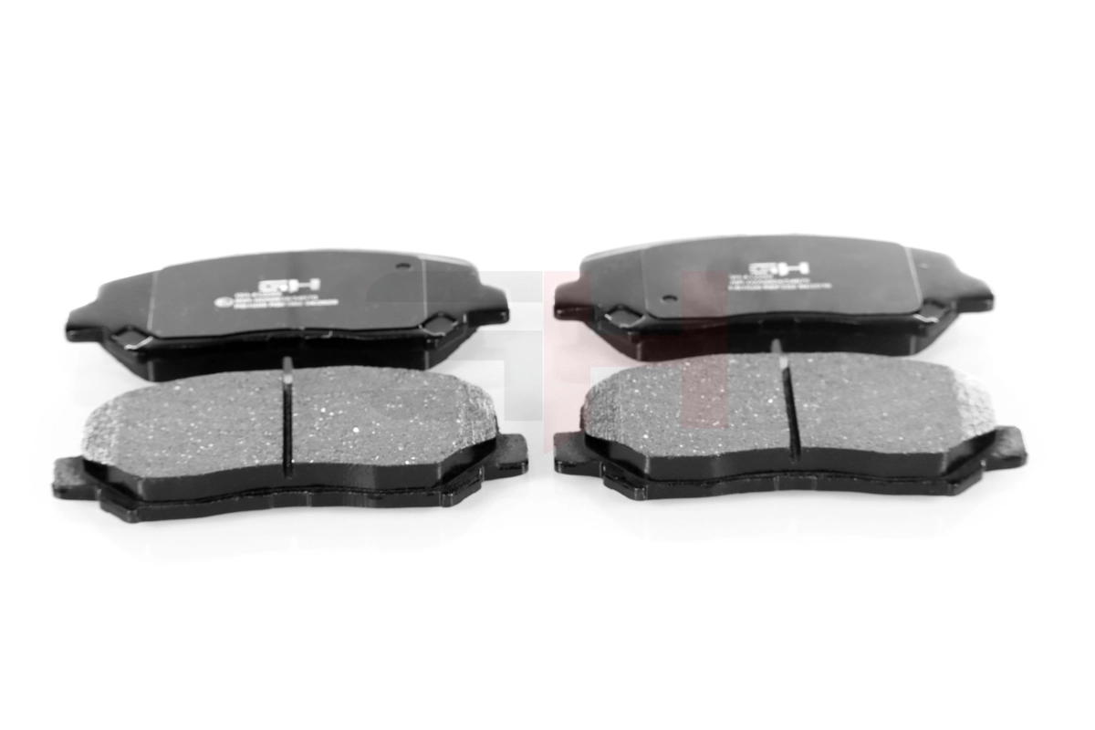 Передние тормозные колодки QF0567E Q-top