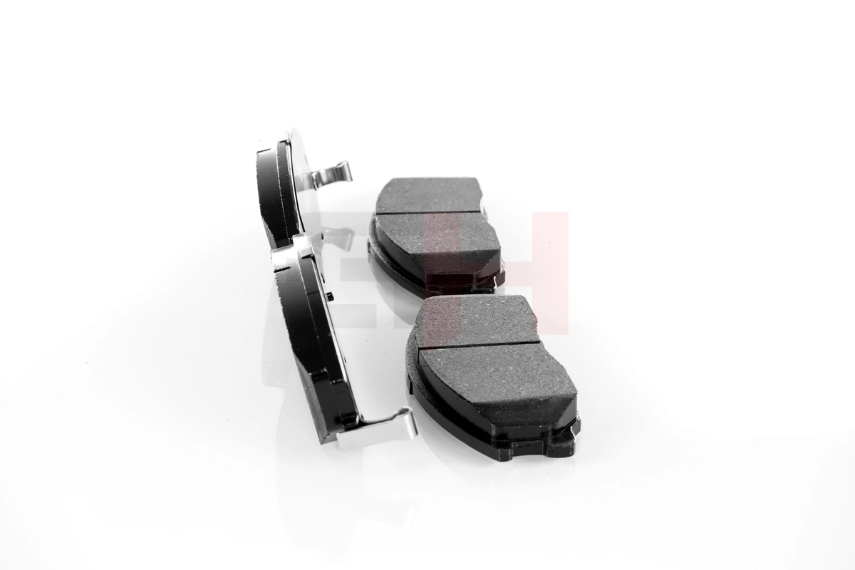 Передние тормозные колодки D160027 Dainton
