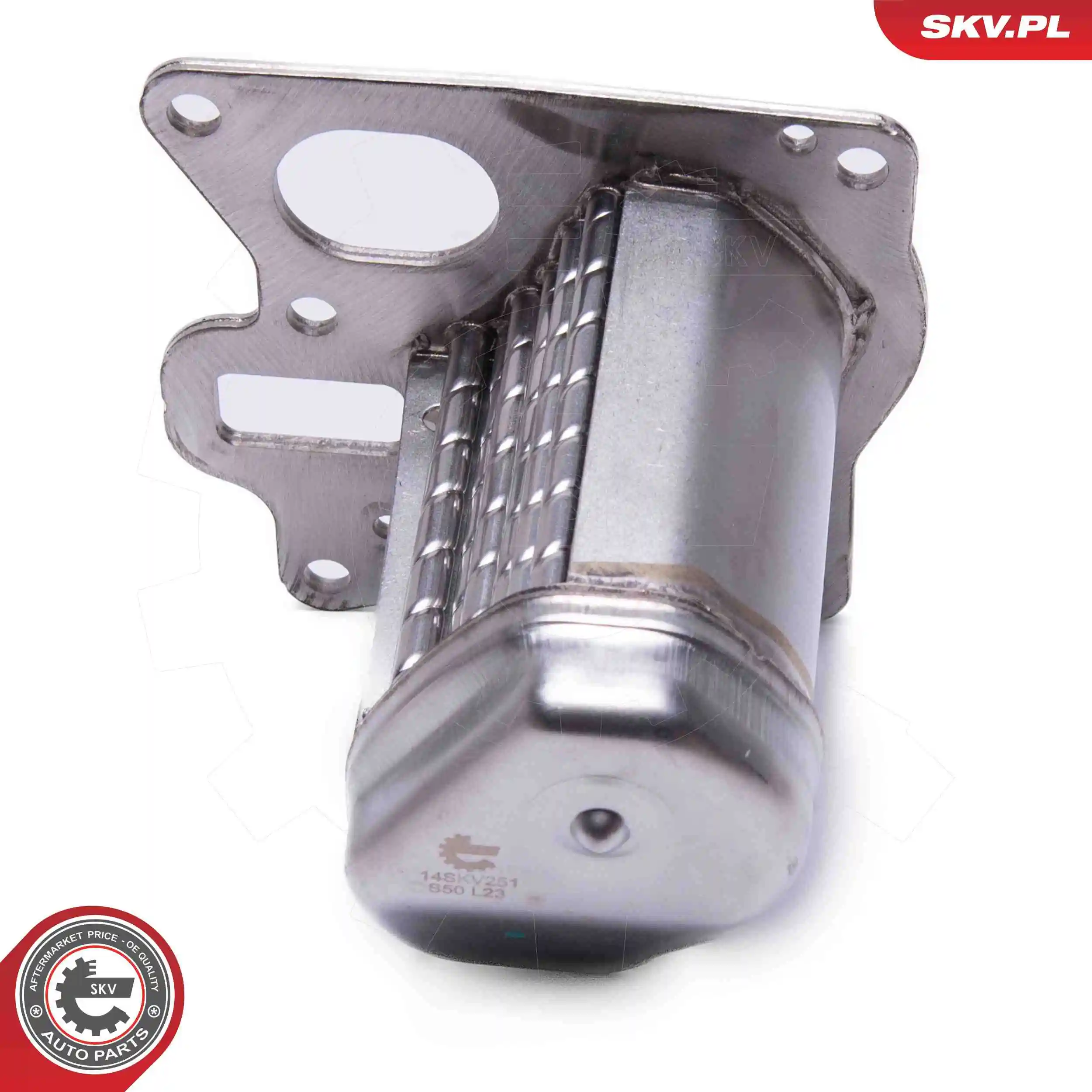 Радиатор системы EGR рециркуляции выхлопных газов SKV 14SKV251 цена, от 40.87 USD