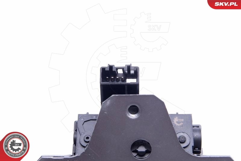 1757840 Ford Замок пятой двери
