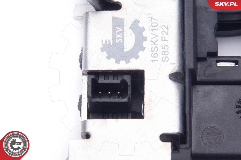 Замок пятой двери на Volkswagen Passat B5 3B5