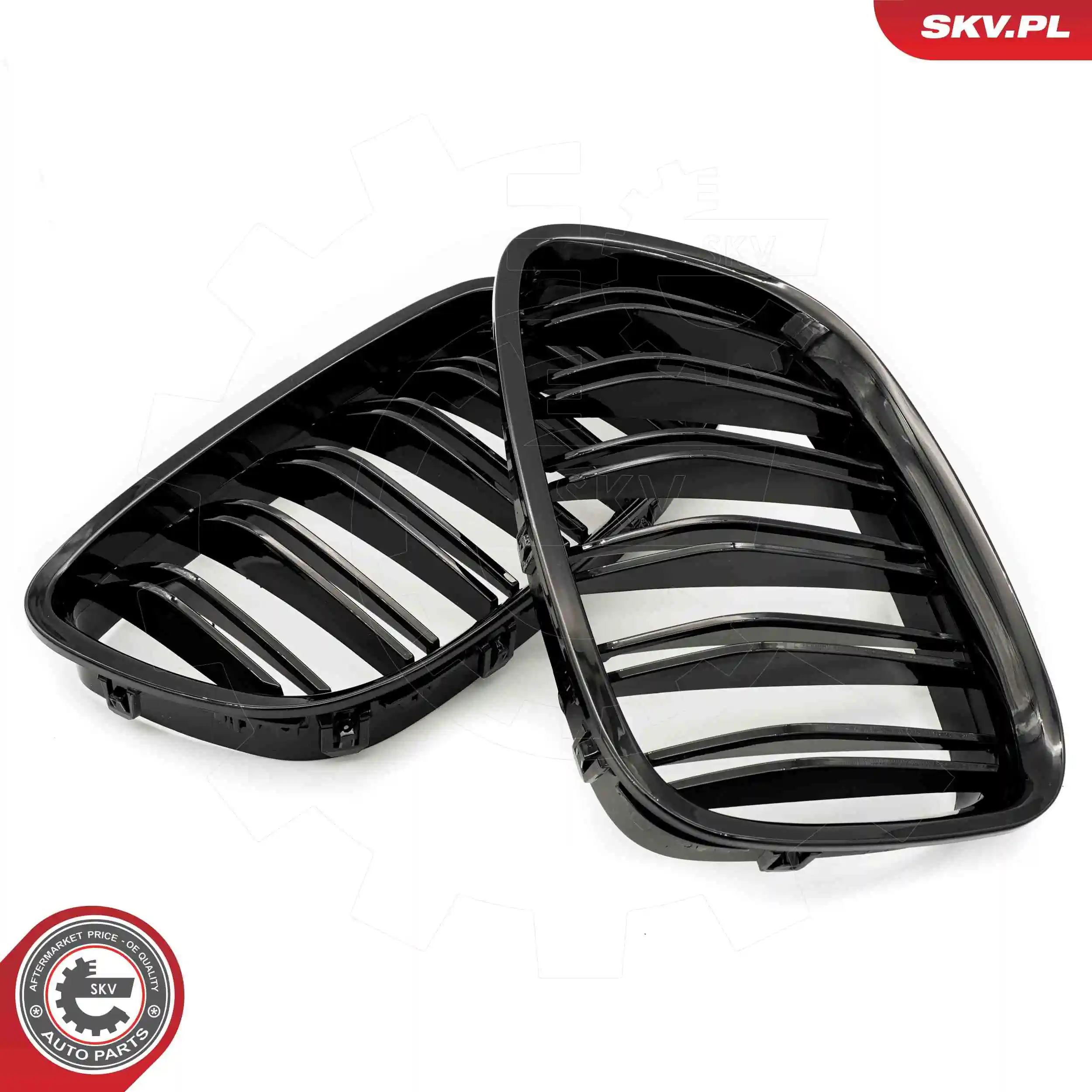 Решетка радиатора правая BMW 51137336486