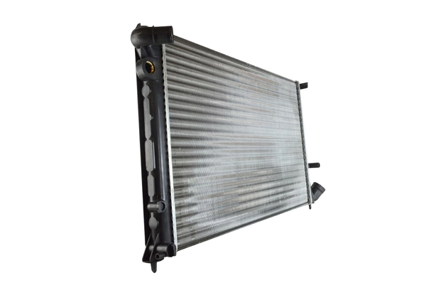 Радиатор охлаждения двигателя Polcar 5746085X цена, от 42.39 USD