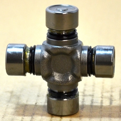 Крестовина заднего карданного вала  Formpart/Otoform 1563026S цена, от 11.40 USD