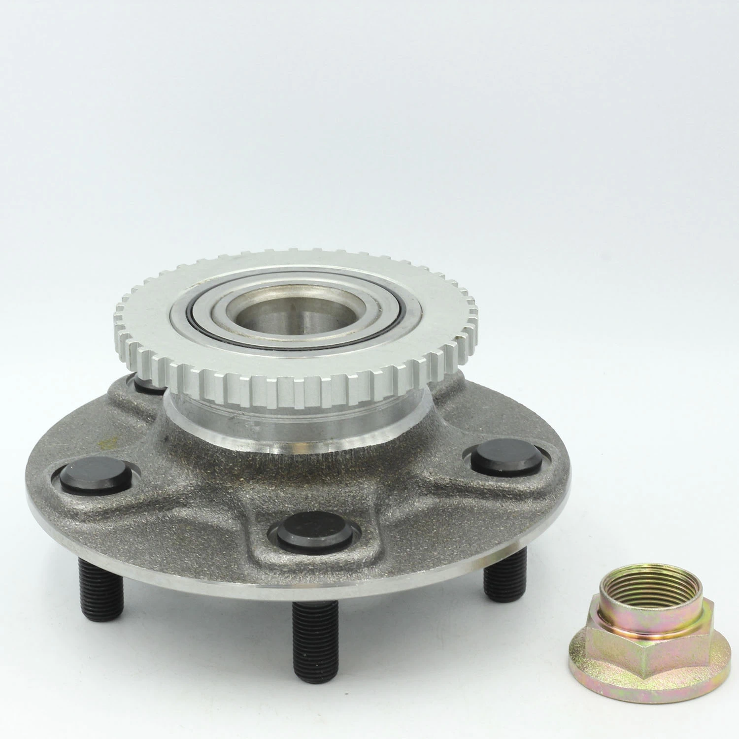 Cubo traseiro Nissan Primera P12